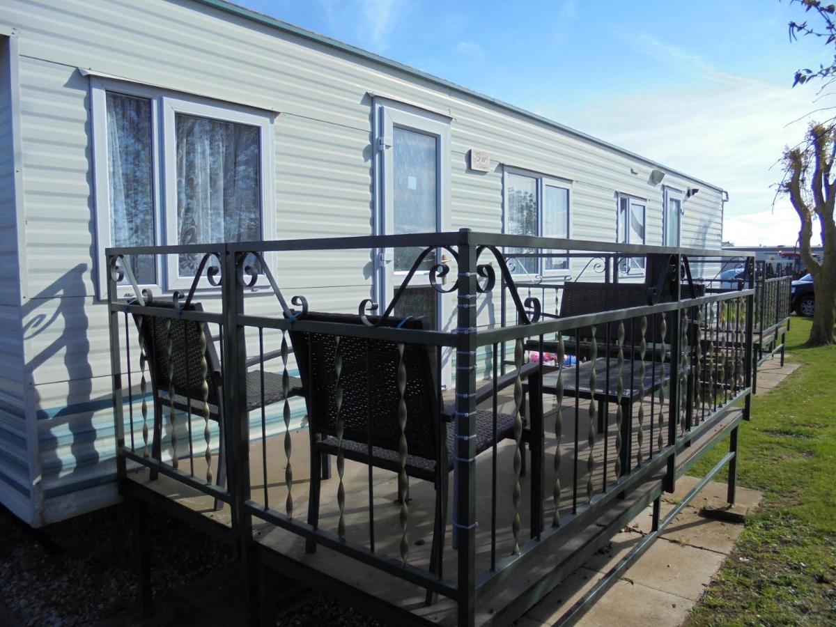 6 Berth Central Heated On The Chase Ingoldmells Exterior foto